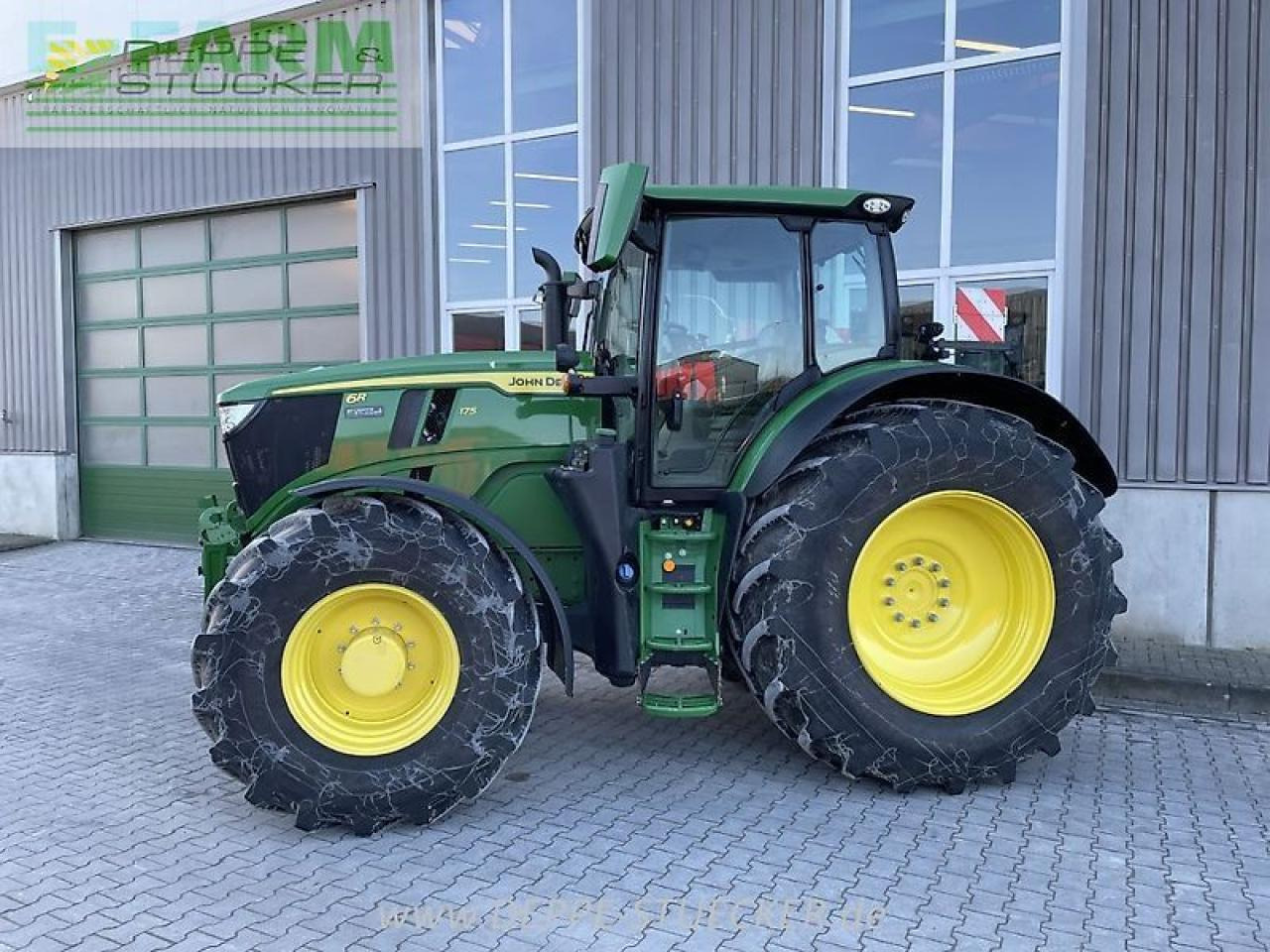 Трактор John Deere 6r 175: снимка 15