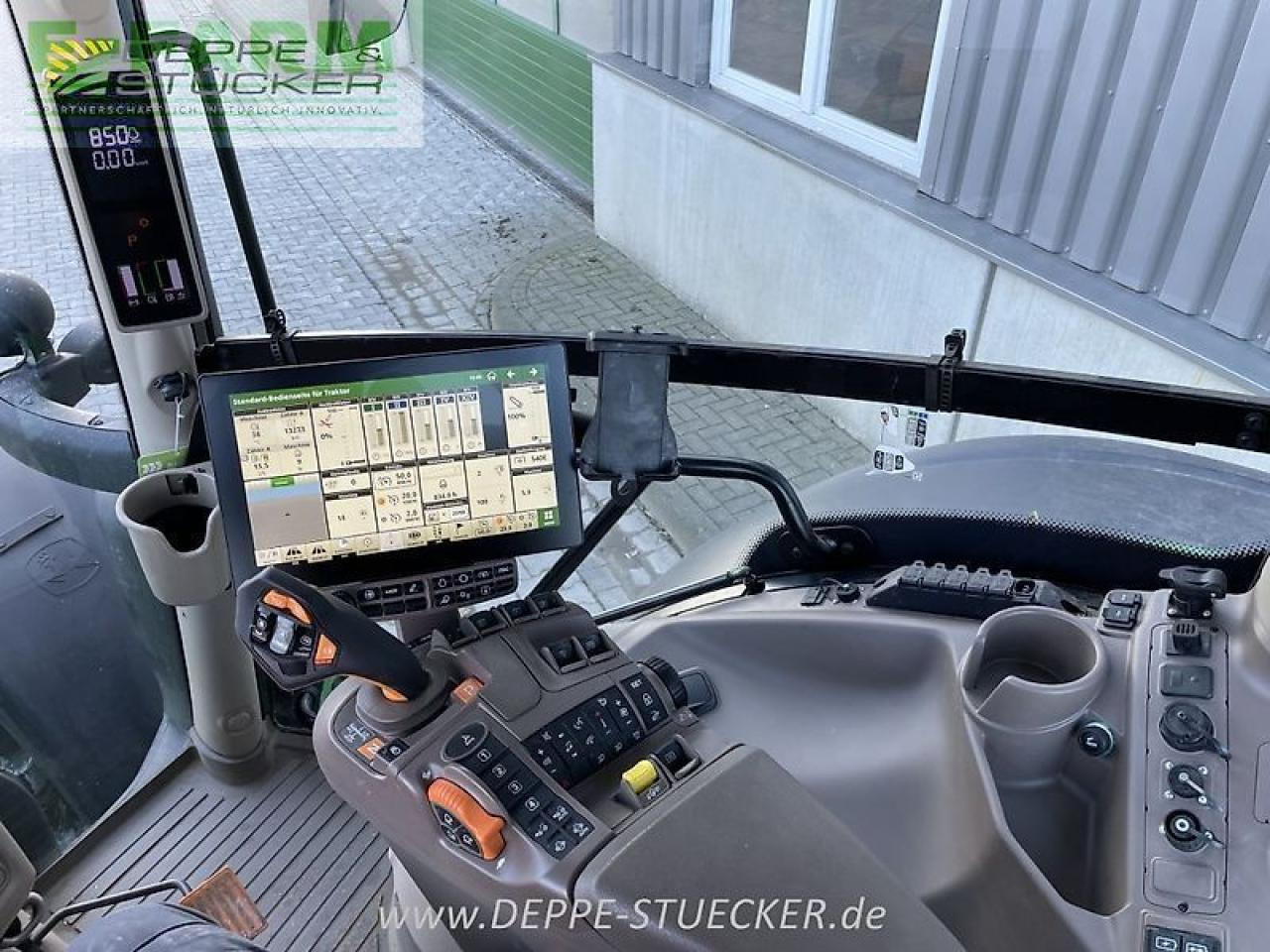 Трактор John Deere 6r 175: снимка 9