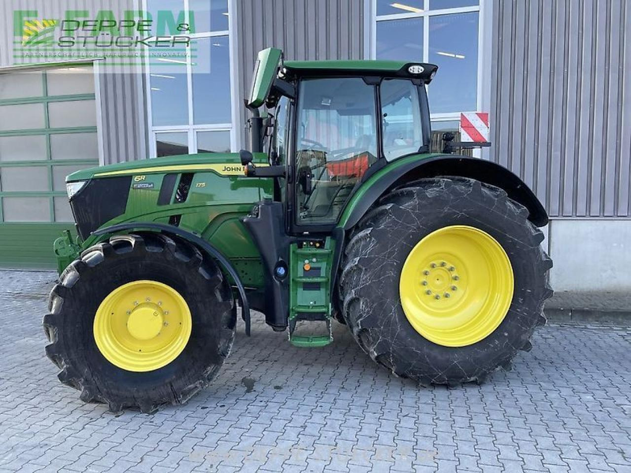 Трактор John Deere 6r 175: снимка 14