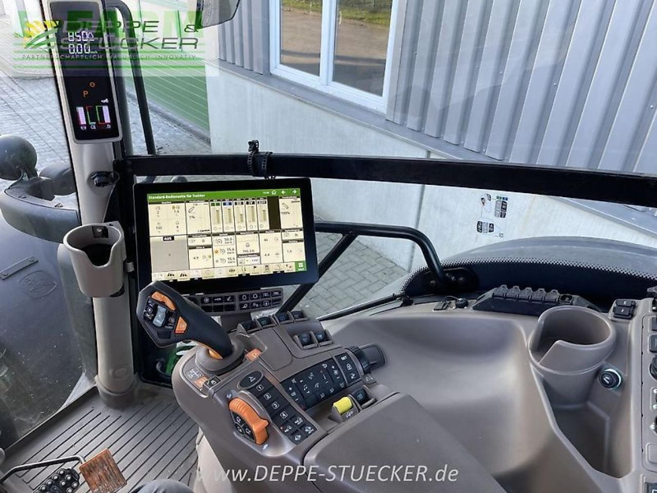 Трактор John Deere 6r 175: снимка 8