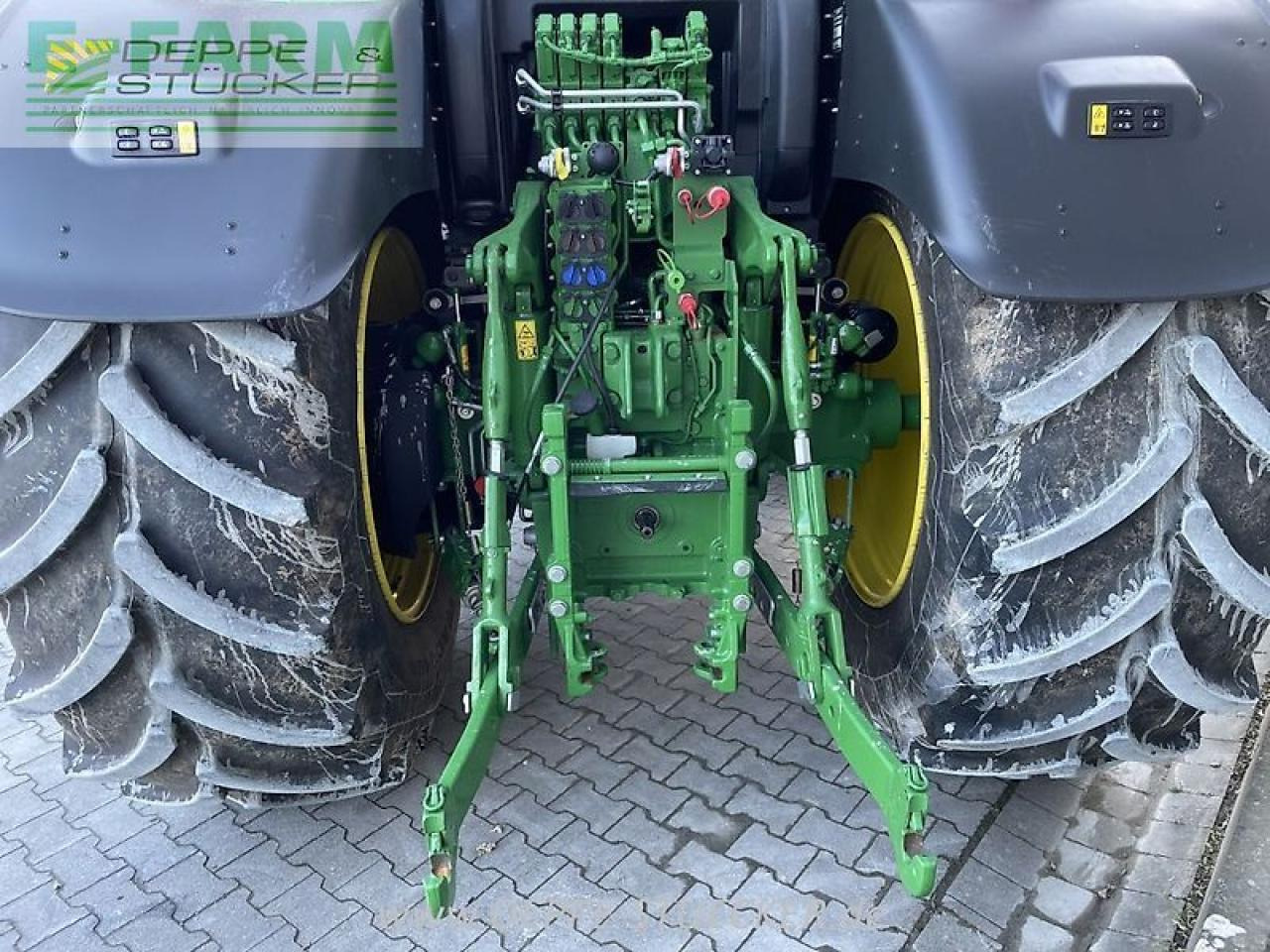 Трактор John Deere 6r 175: снимка 12