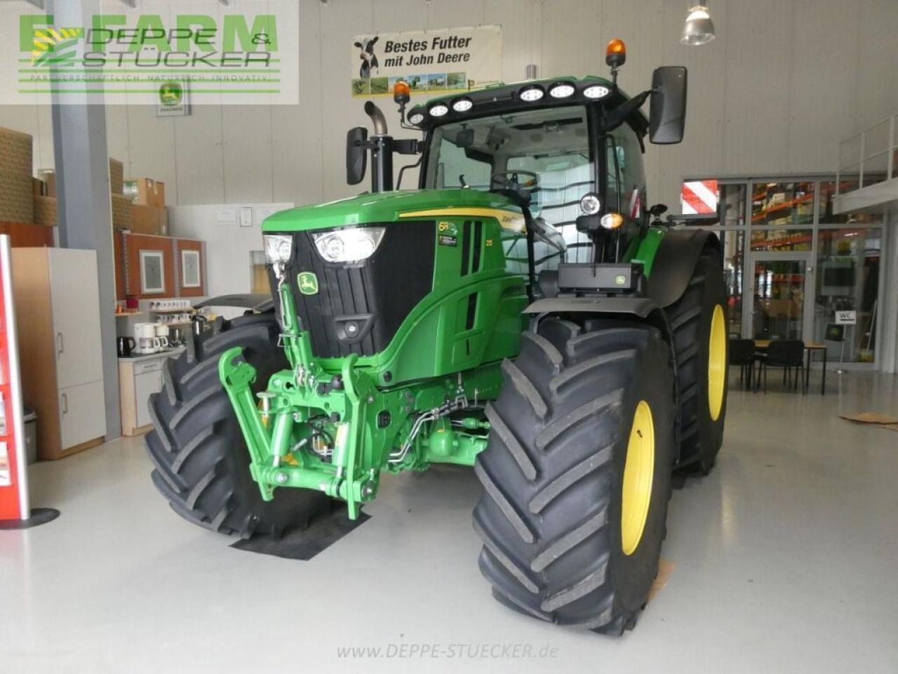 John Deere 6r 215 - Трактор: снимка 4 John Deere 6r 215 - Трактор: снимка 4