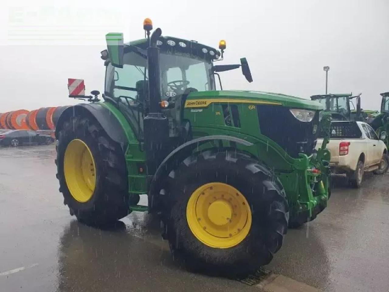 John Deere 6r 215 - Трактор: снимка 2 John Deere 6r 215 - Трактор: снимка 2