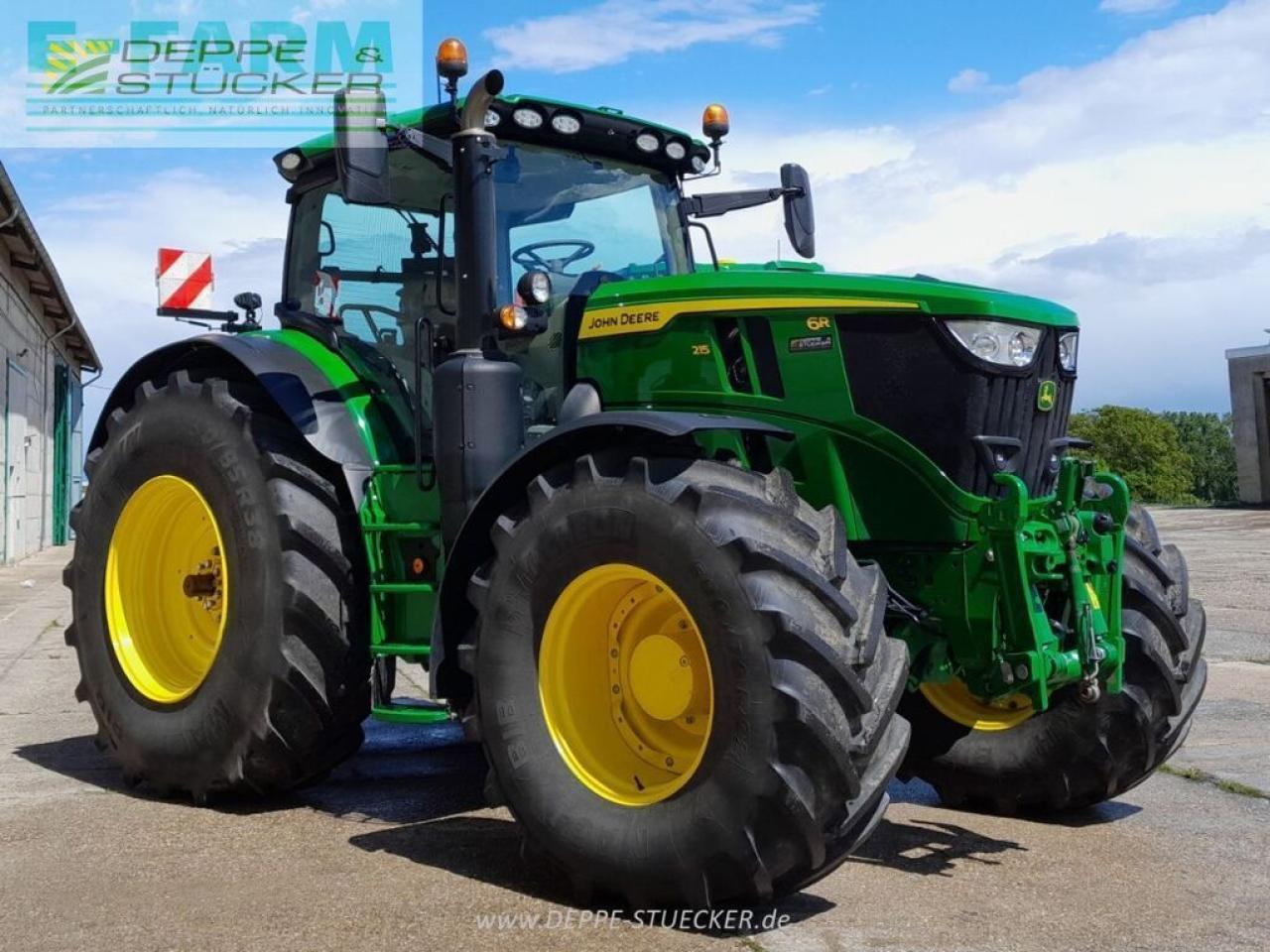 John Deere 6r 215 - Трактор: снимка 3 John Deere 6r 215 - Трактор: снимка 3