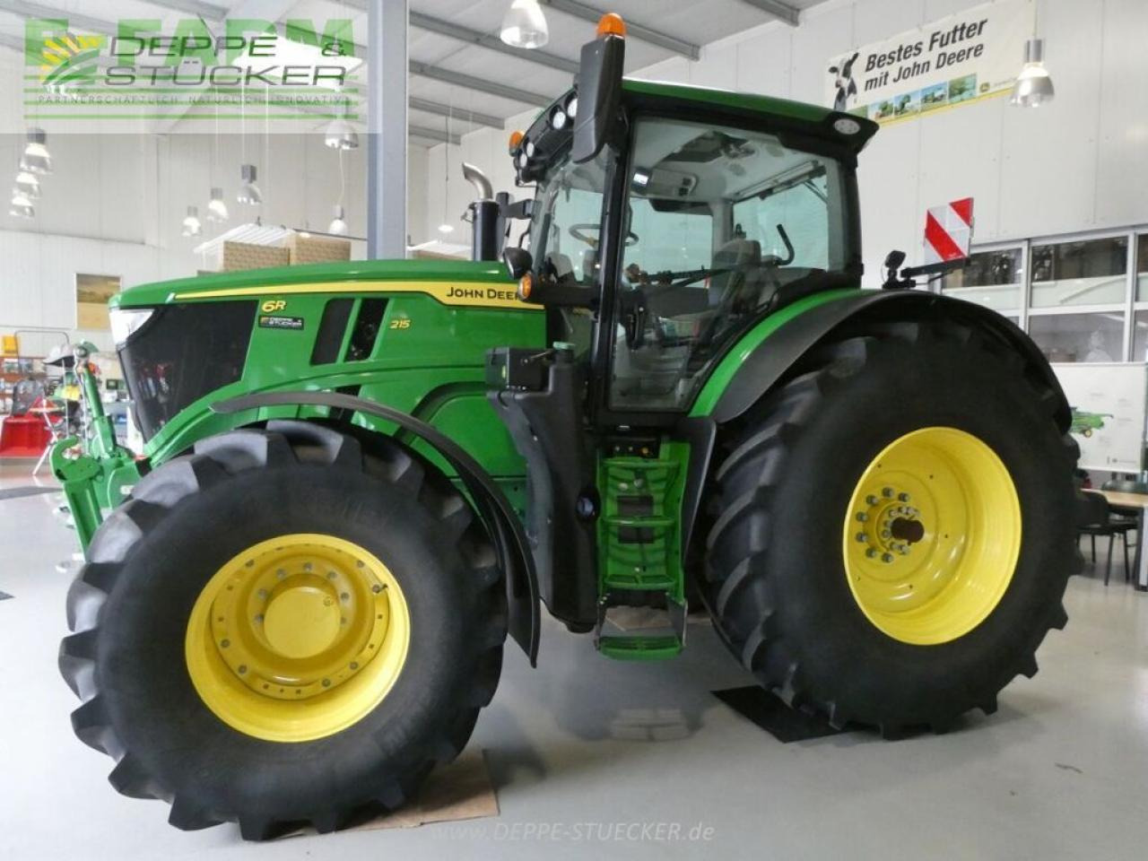John Deere 6r 215 - Трактор: снимка 5 John Deere 6r 215 - Трактор: снимка 5