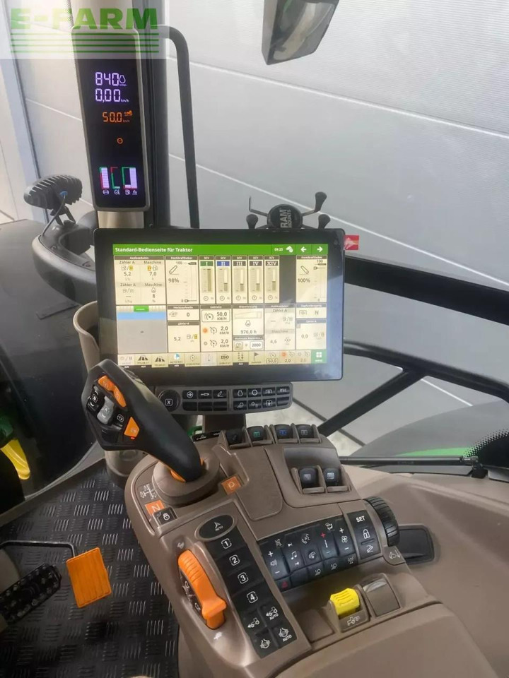 John Deere 6r 215 ap50 commandpro g5plus garantie 2029 - 3.750 h - Трактор: снимка 5 John Deere 6r 215 ap50 commandpro g5plus garantie 2029 - 3.750 h - Трактор: снимка 5