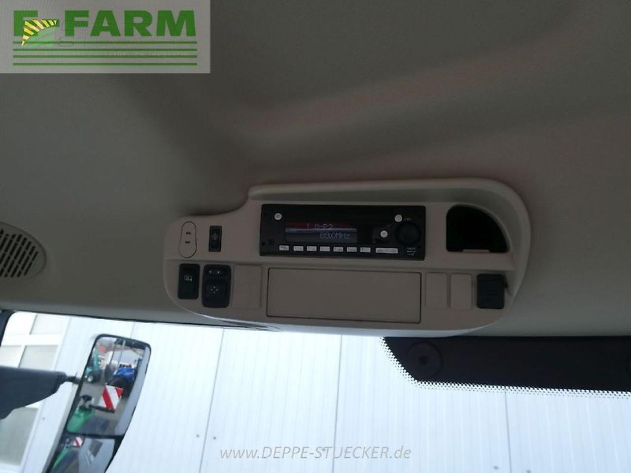 Трактор John Deere 6r 250: снимка 16