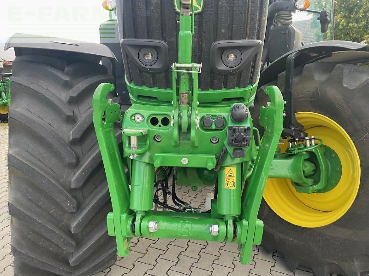 John Deere 6r 250 - Трактор: снимка 5 John Deere 6r 250 - Трактор: снимка 5