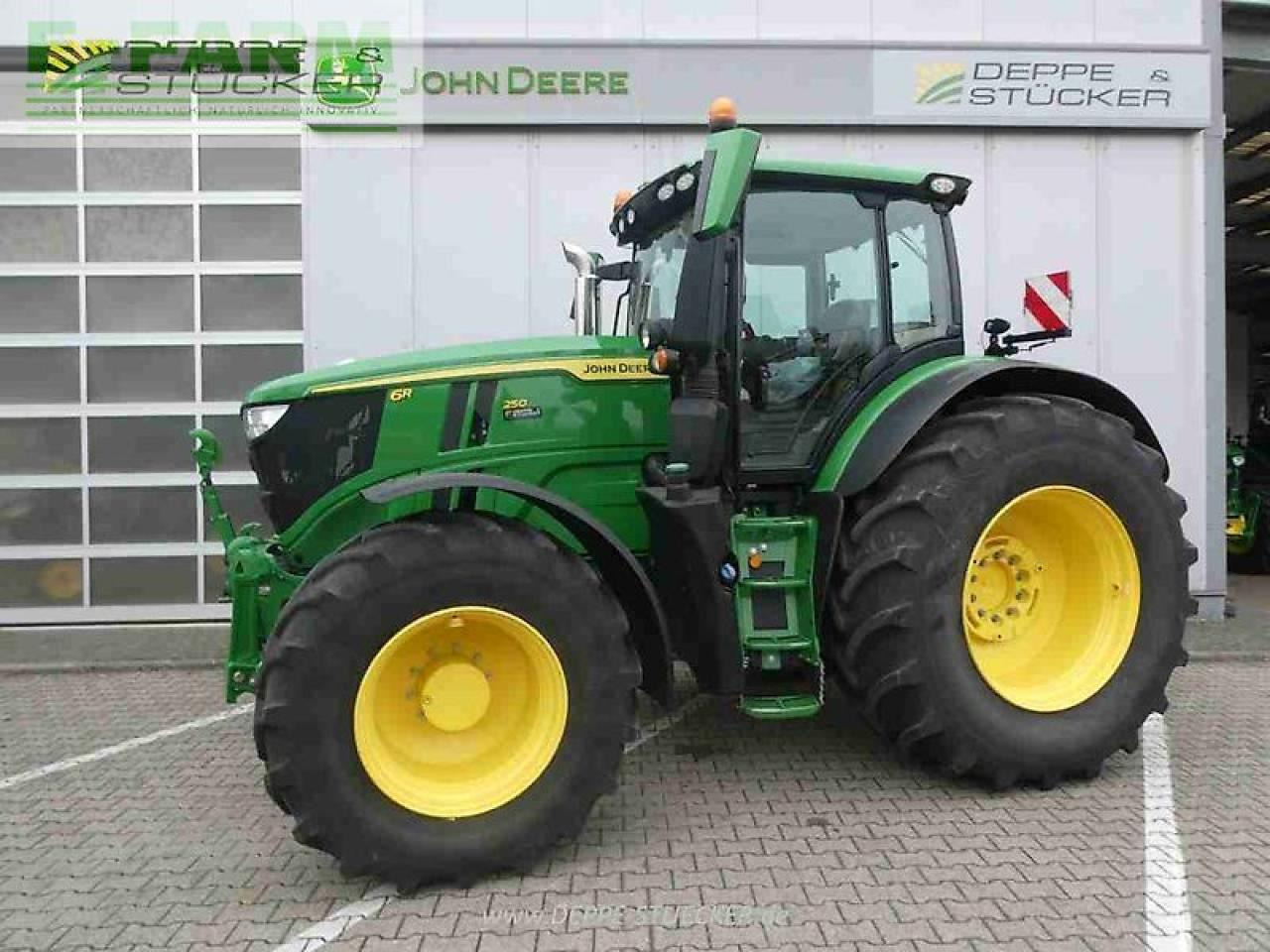 John Deere 6r 250 - Трактор: снимка 2 John Deere 6r 250 - Трактор: снимка 2