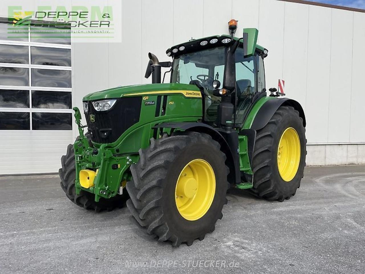 John Deere 6r 250 - Трактор: снимка 1 John Deere 6r 250 - Трактор: снимка 1