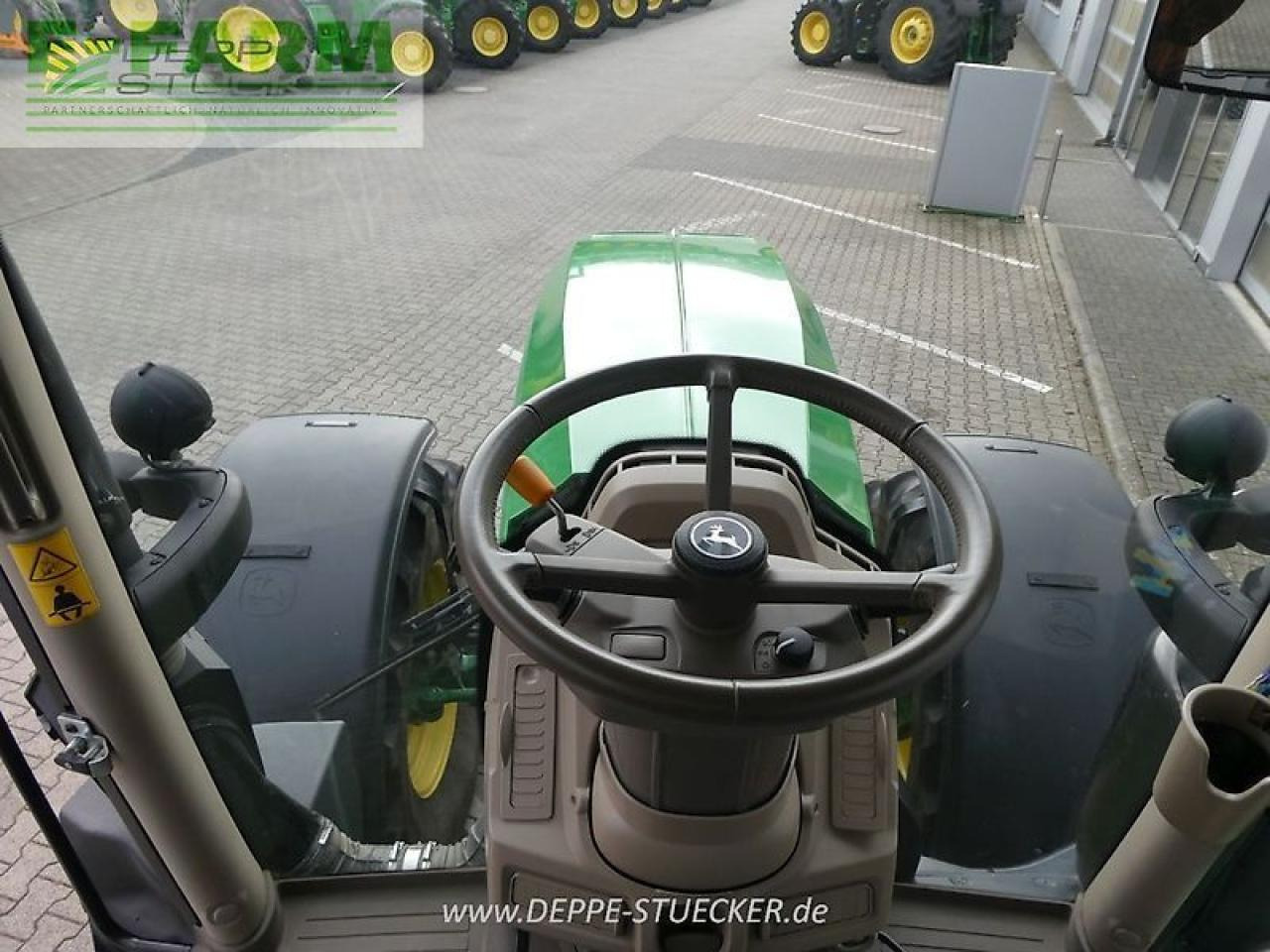 Трактор John Deere 6r 250: снимка 15