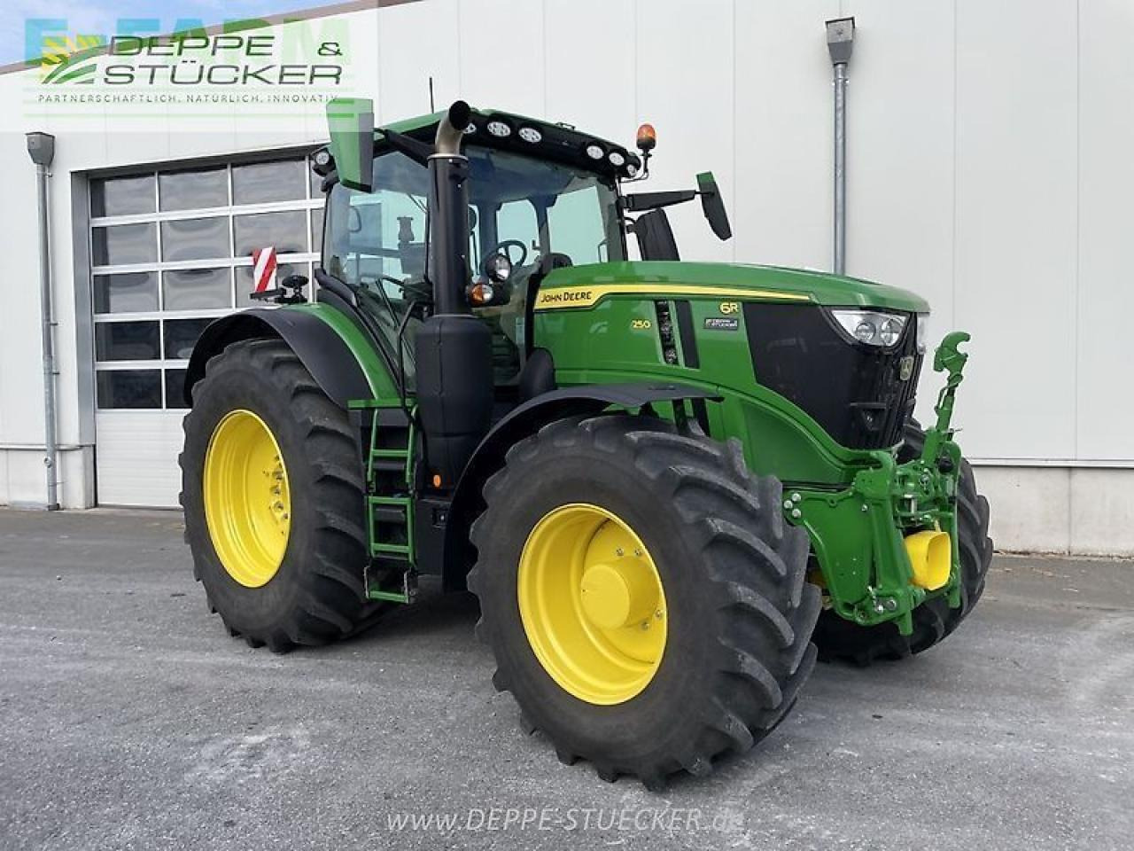 John Deere 6r 250 - Трактор: снимка 4 John Deere 6r 250 - Трактор: снимка 4