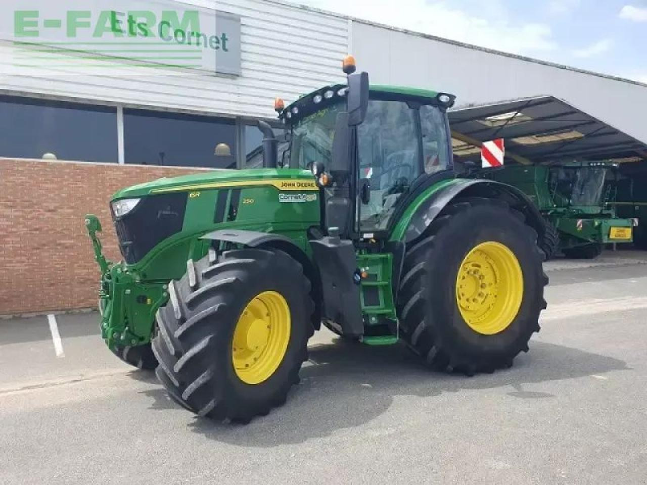 John Deere 6r 250 - Трактор: снимка 1 John Deere 6r 250 - Трактор: снимка 1
