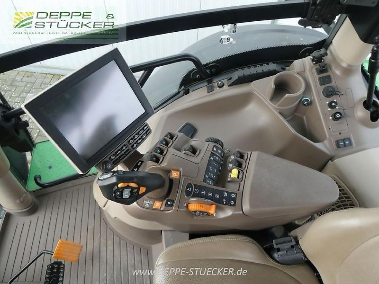 Трактор John Deere 6r 250: снимка 14