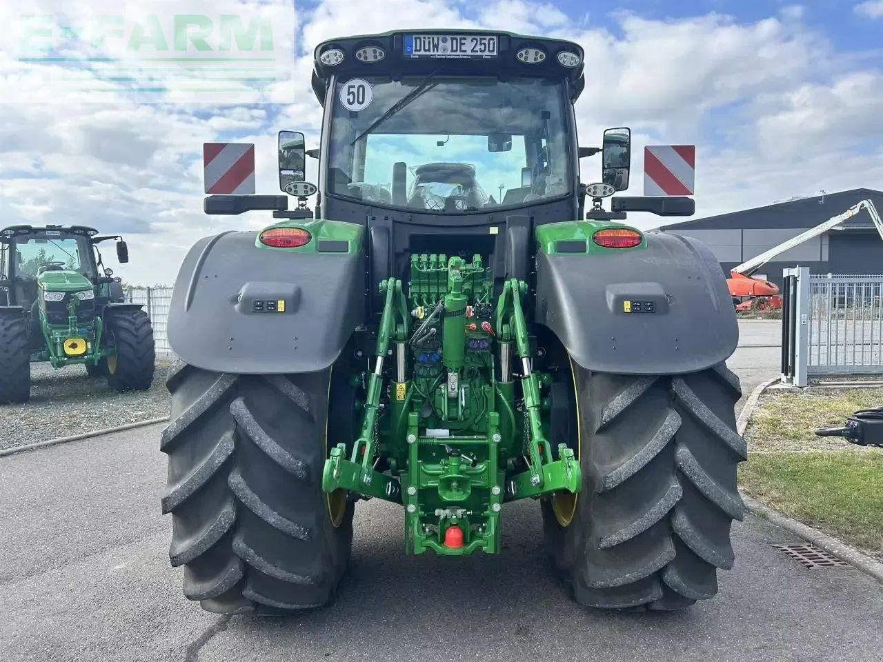 John Deere 6r 250 - Трактор: снимка 5 John Deere 6r 250 - Трактор: снимка 5