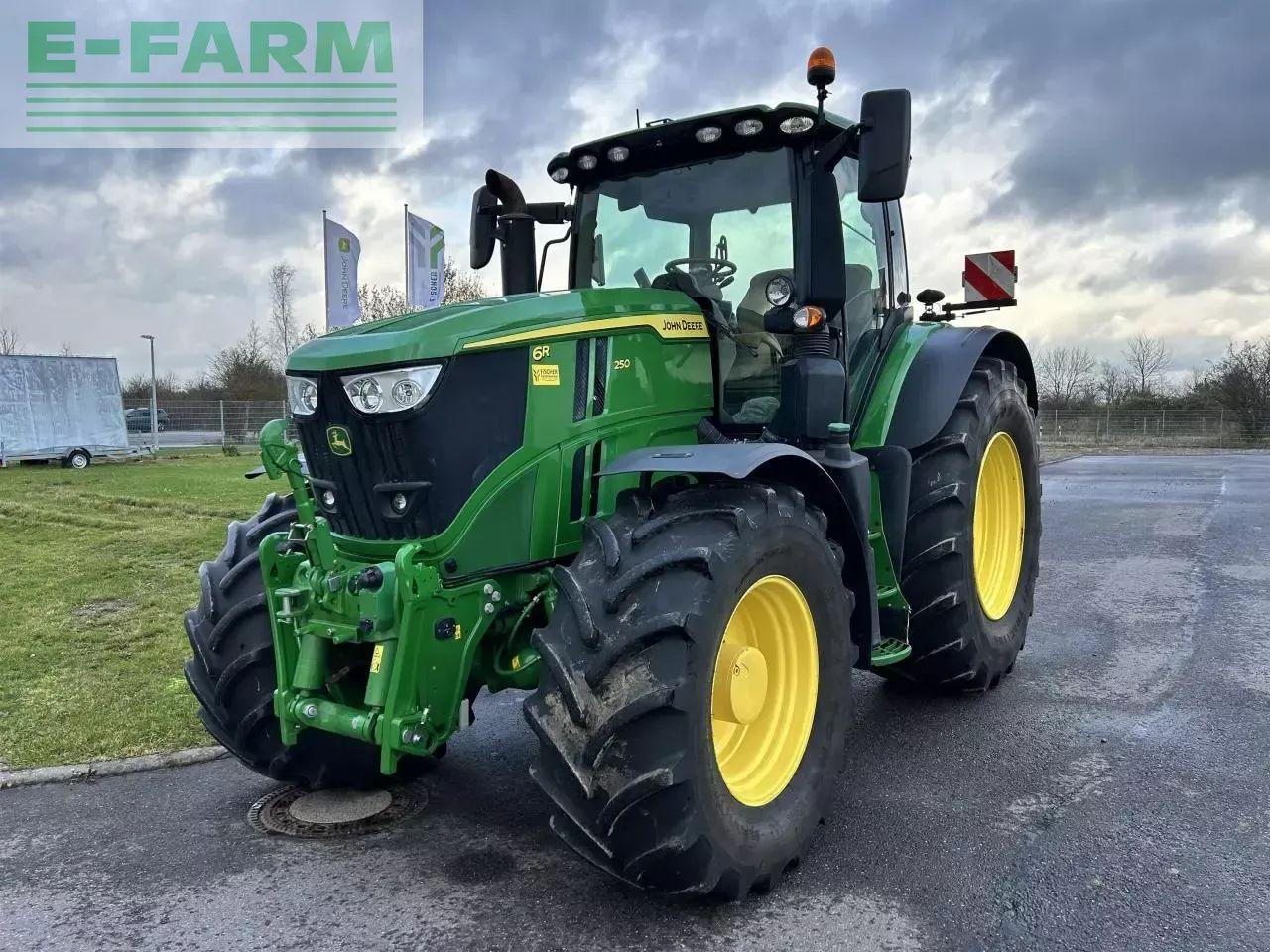 John Deere 6r 250 certified used - Трактор: снимка 2 John Deere 6r 250 certified used - Трактор: снимка 2