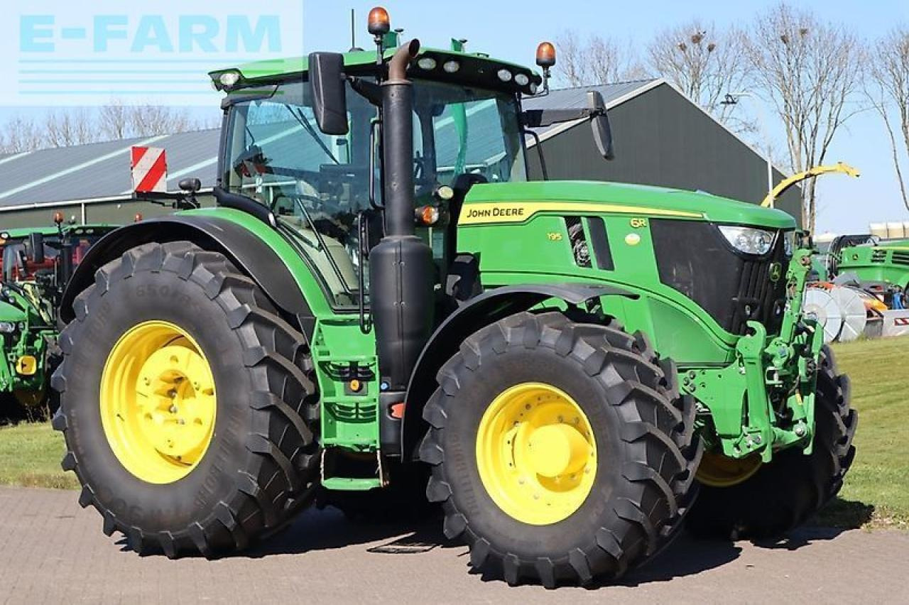 John Deere 6r195 traktor - Трактор: снимка 1 John Deere 6r195 traktor - Трактор: снимка 1