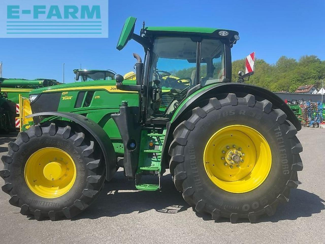 John Deere 6r215 / 6r 215 - Трактор: снимка 1 John Deere 6r215 / 6r 215 - Трактор: снимка 1
