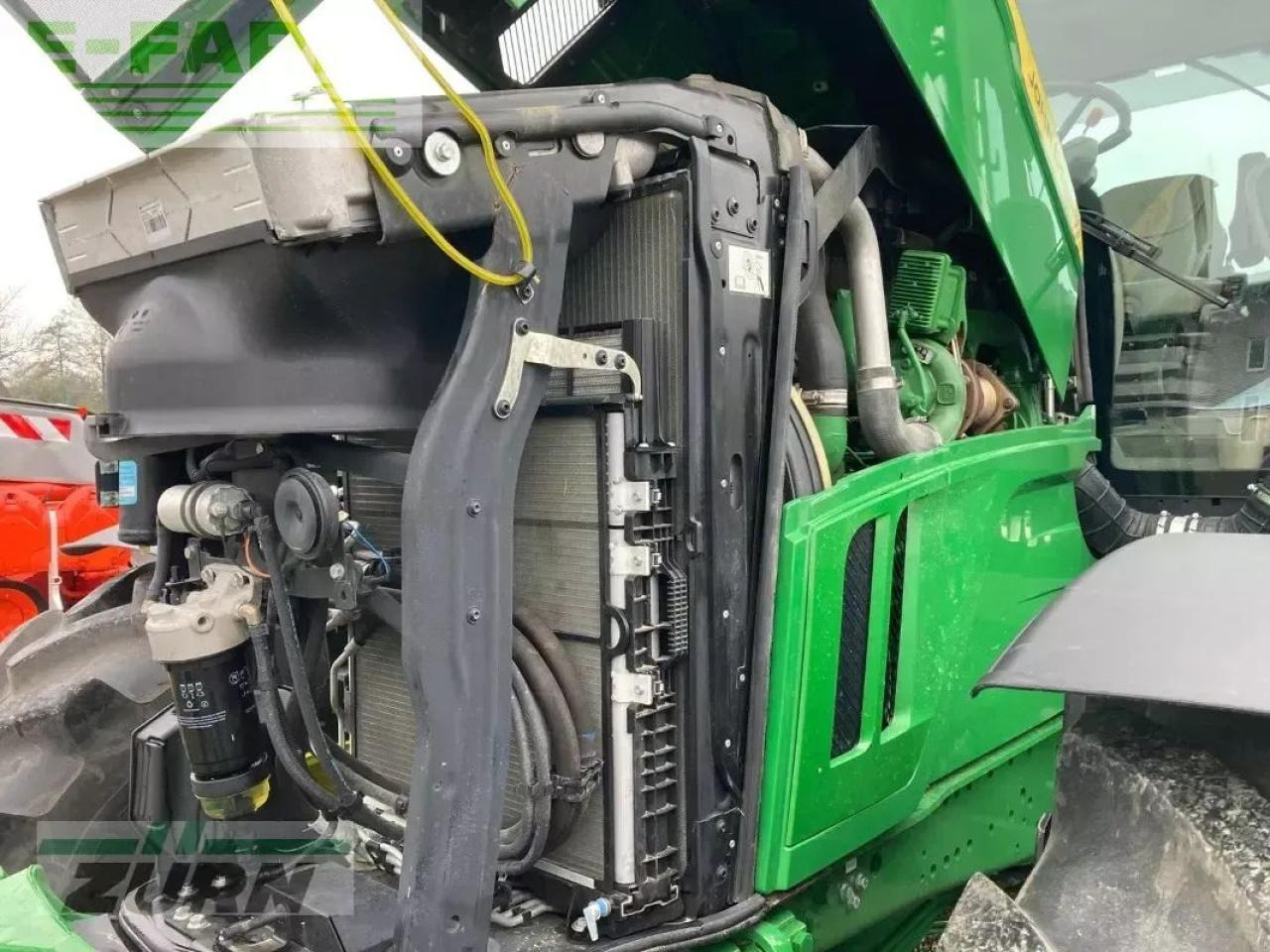 Трактор John Deere 6r250: снимка 22