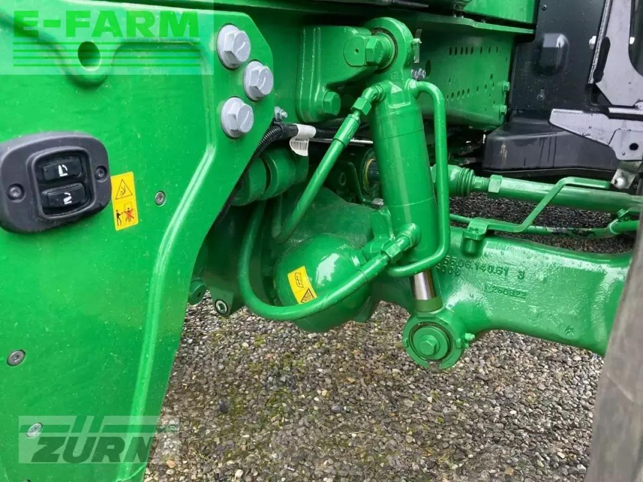 Трактор John Deere 6r250: снимка 19
