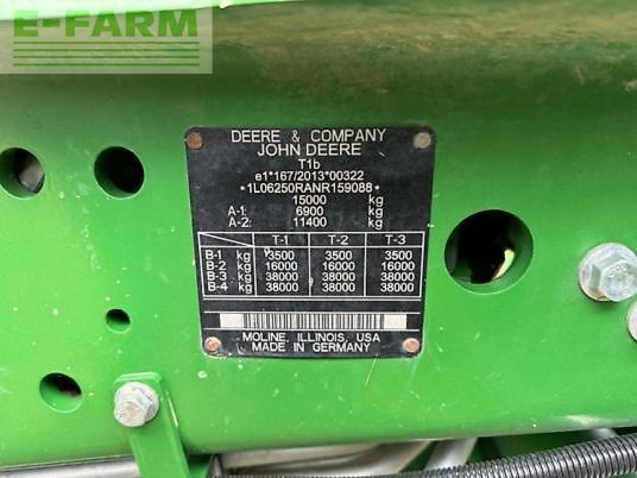 John Deere 6r250 - Трактор: снимка 4 John Deere 6r250 - Трактор: снимка 4