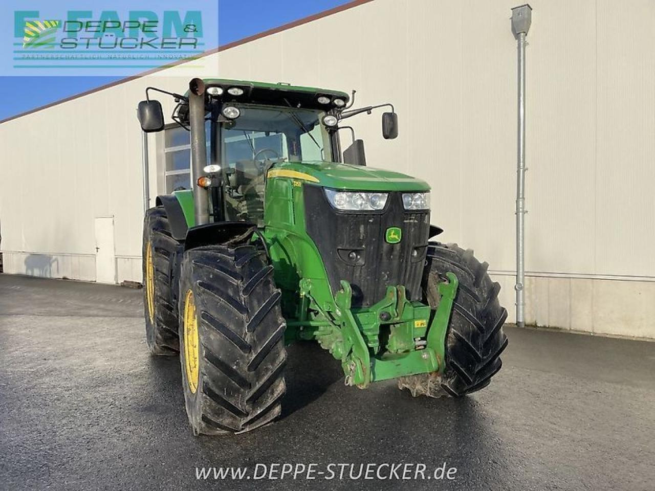 John Deere 7215r mit zwillingsrädern - Трактор: снимка 2 John Deere 7215r mit zwillingsrädern - Трактор: снимка 2