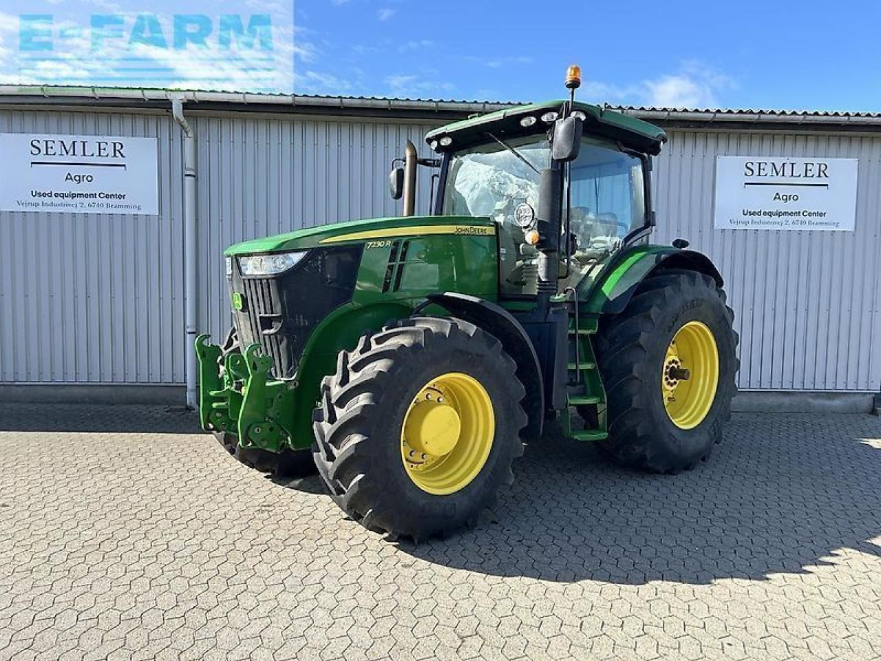 John Deere 7230r - Трактор: снимка 1 John Deere 7230r - Трактор: снимка 1
