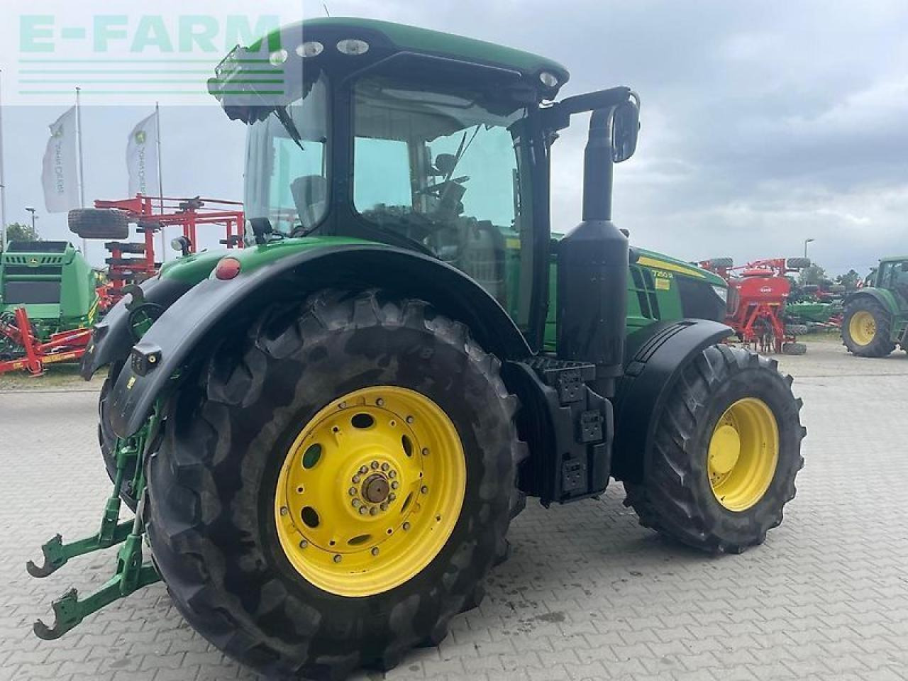 John Deere 7250r - Трактор: снимка 4 John Deere 7250r - Трактор: снимка 4