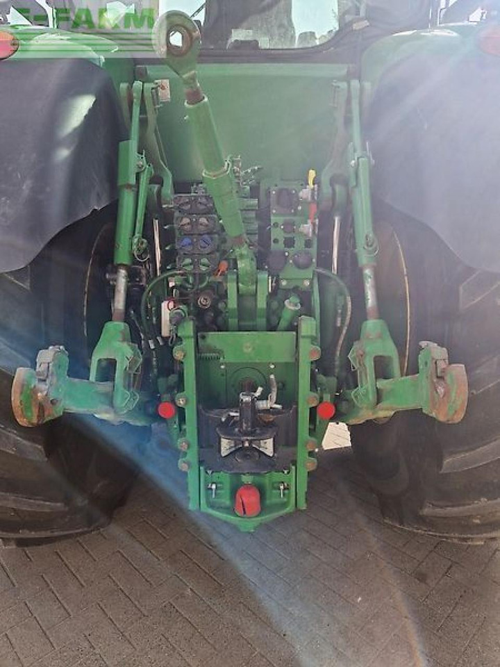 John Deere 7270r my18 ap 50 - Трактор: снимка 5 John Deere 7270r my18 ap 50 - Трактор: снимка 5