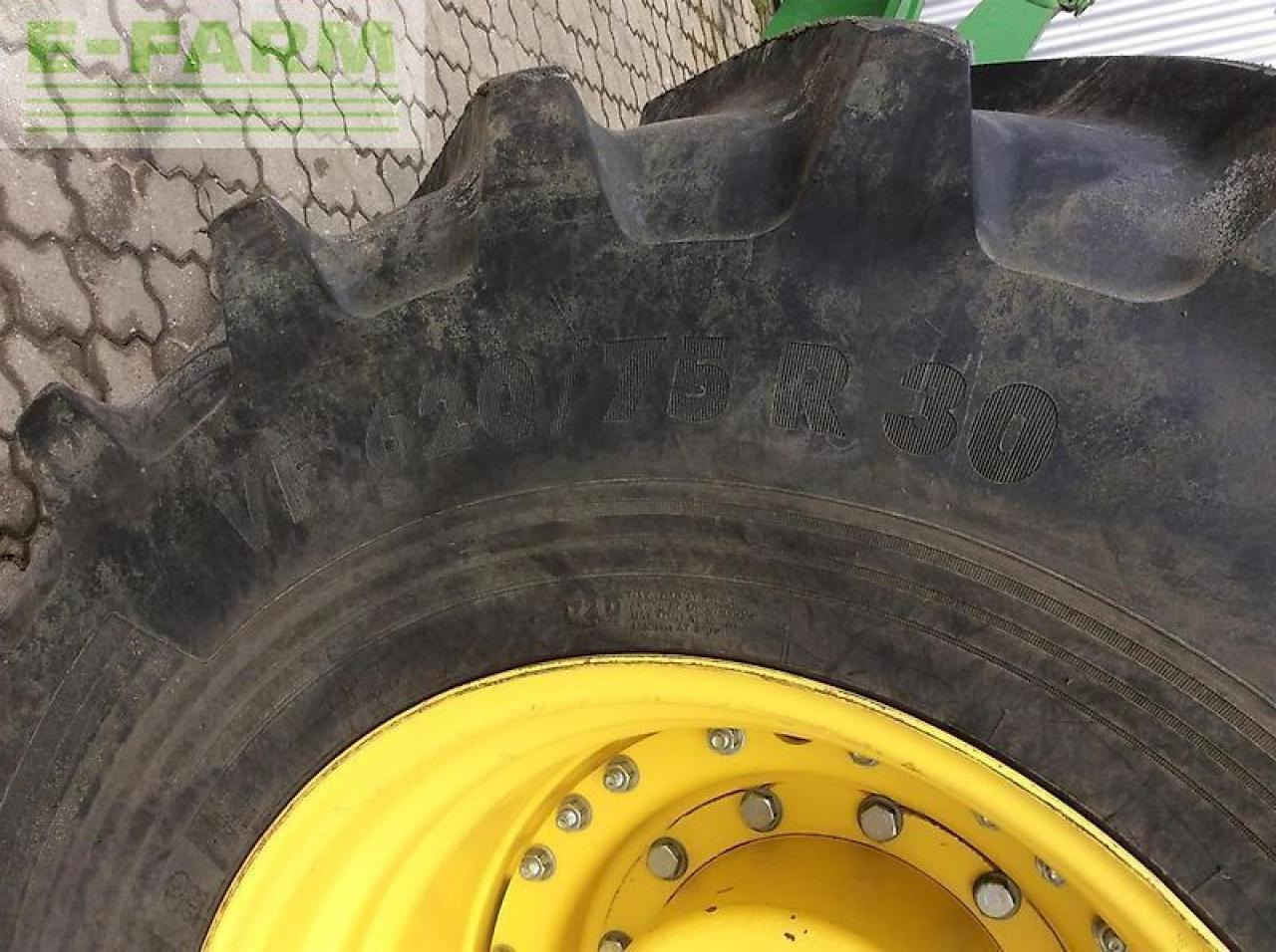 Трактор John Deere 7310 r: снимка 9