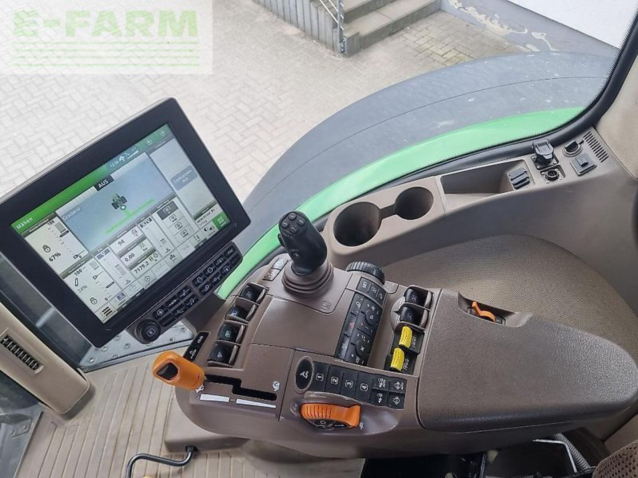 Трактор John Deere 7310r my17 ap 40: снимка 14