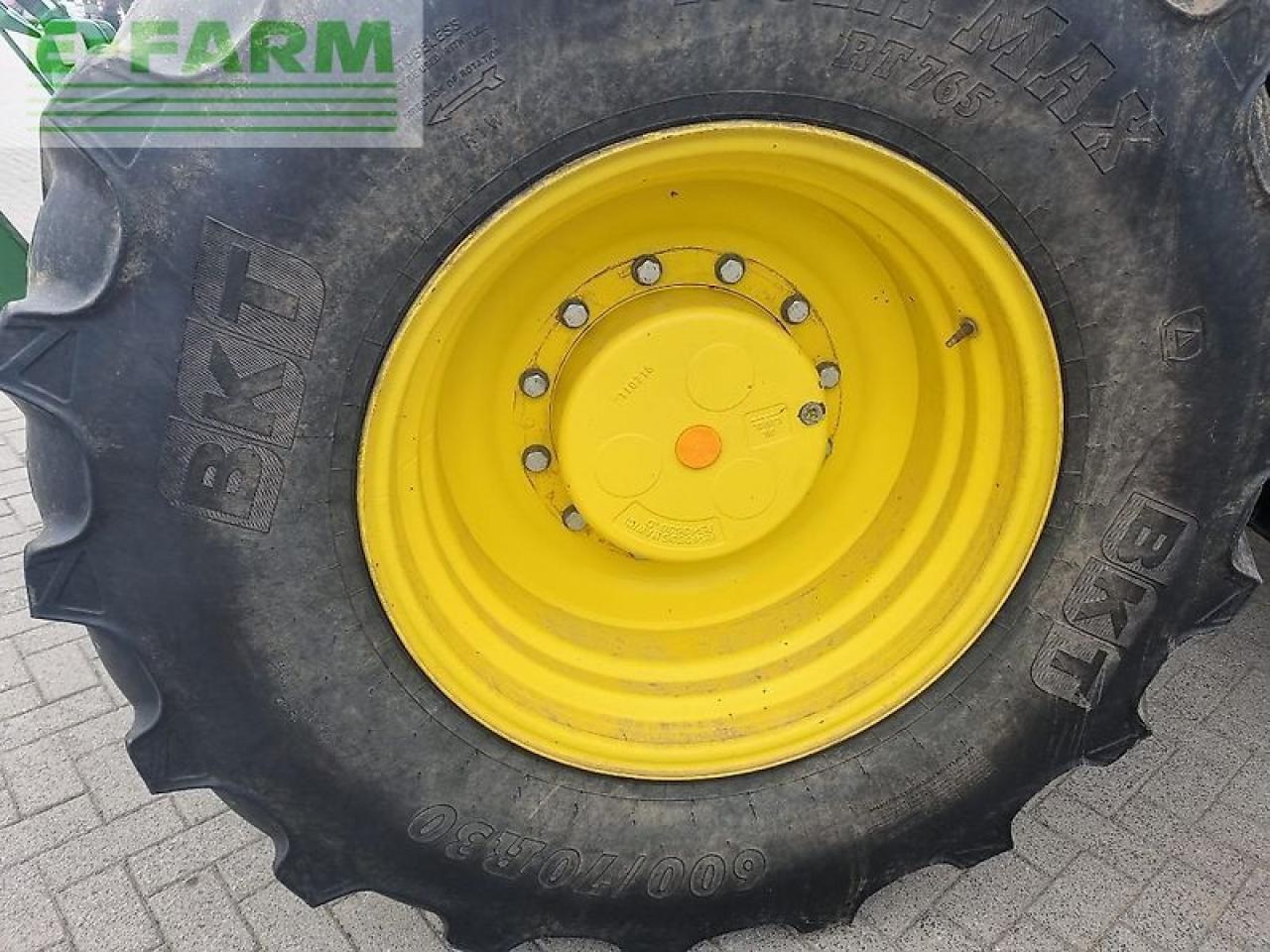 Трактор John Deere 7310r my17 ap 40: снимка 10