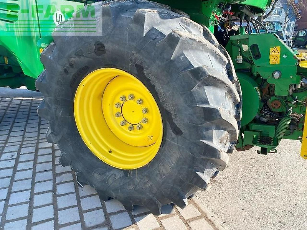 Силажокомбайн John Deere 7350i: снимка 9
