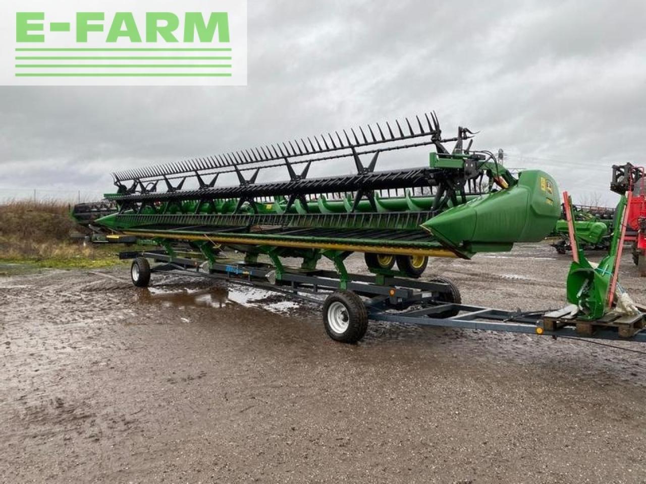 John Deere 735d (10,66m) - Хедер: снимка 1 John Deere 735d (10,66m) - Хедер: снимка 1