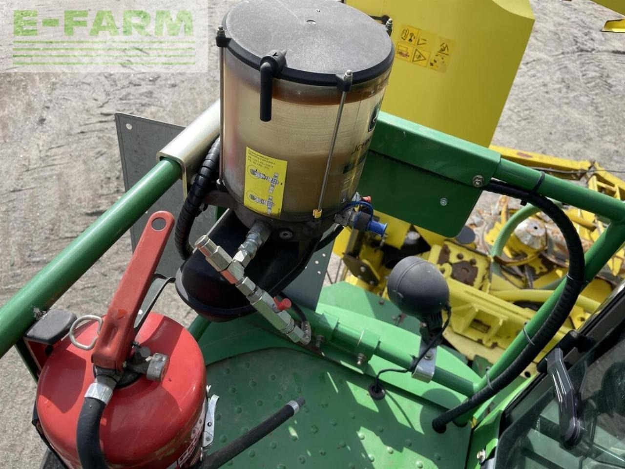 Силажокомбайн John Deere 7380i prodrive mit kemper 8rh u. pu: снимка 26 Силажокомбайн John Deere 7380i prodrive mit kemper 8rh u. pu: снимка 26
