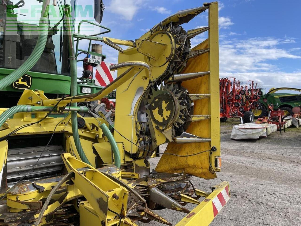 Силажокомбайн John Deere 7380i prodrive mit kemper 8rh u. pu: снимка 22 Силажокомбайн John Deere 7380i prodrive mit kemper 8rh u. pu: снимка 22