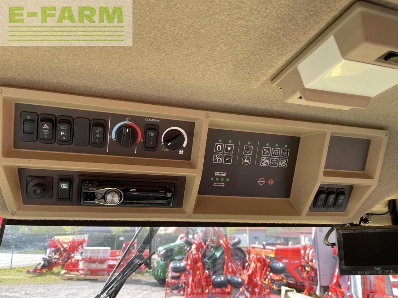 Силажокомбайн John Deere 7380i prodrive mit kemper 8rh u. pu: снимка 18 Силажокомбайн John Deere 7380i prodrive mit kemper 8rh u. pu: снимка 18