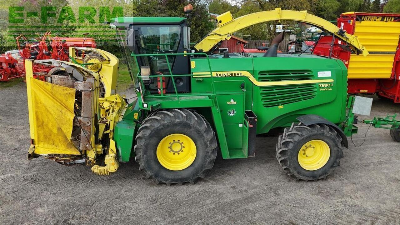 John Deere 7380i prodrive mit kemper 8rh u. pu - Силажокомбайн: снимка 1 John Deere 7380i prodrive mit kemper 8rh u. pu - Силажокомбайн: снимка 1