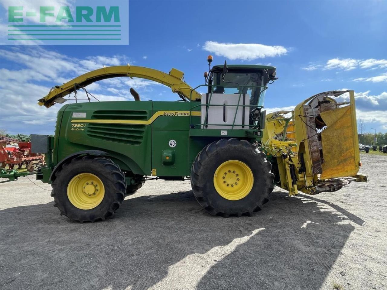 Силажокомбайн John Deere 7380i prodrive mit kemper 8rh u. pu: снимка 10 Силажокомбайн John Deere 7380i prodrive mit kemper 8rh u. pu: снимка 10