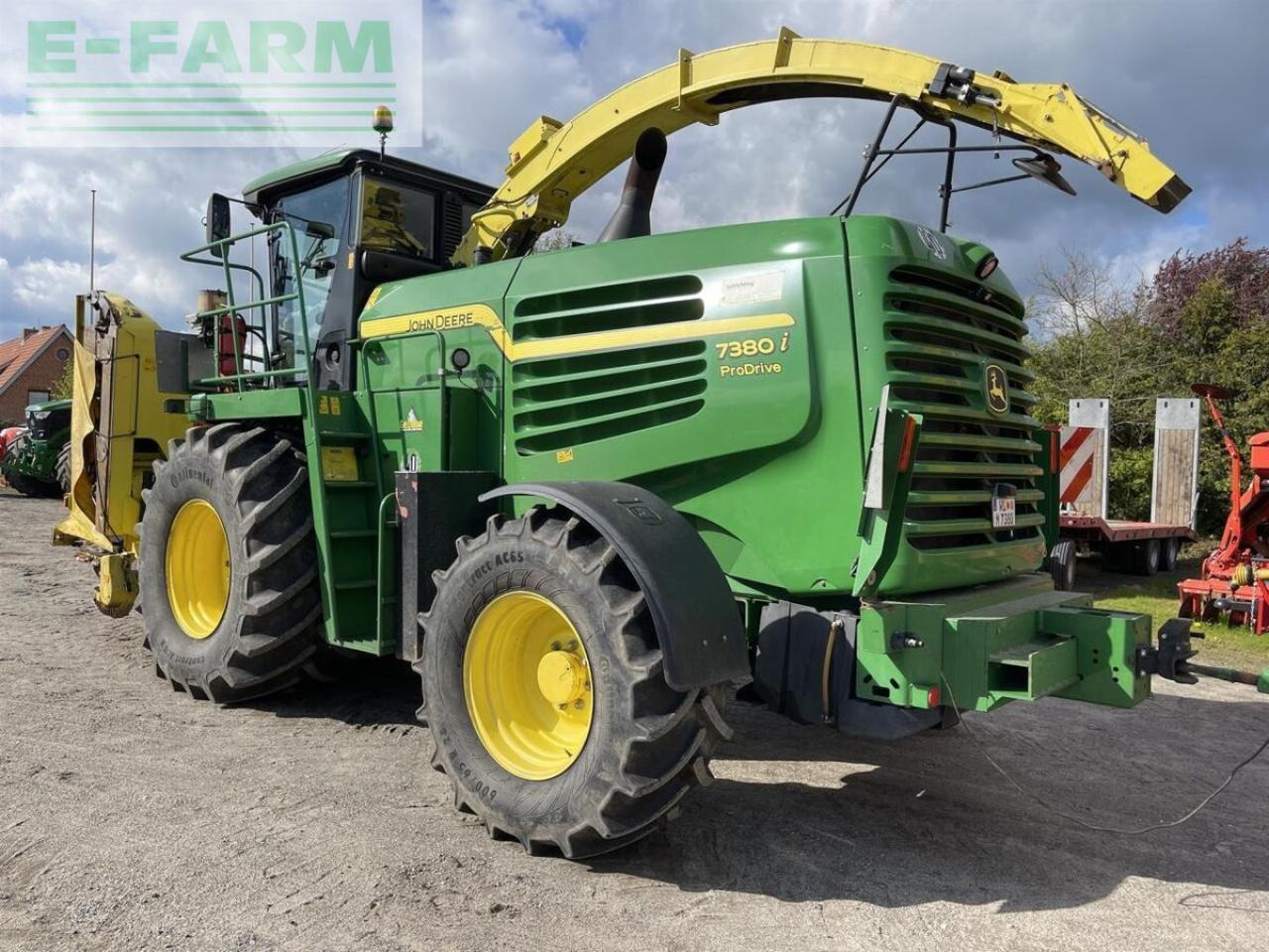 Силажокомбайн John Deere 7380i prodrive mit kemper 8rh u. pu: снимка 14 Силажокомбайн John Deere 7380i prodrive mit kemper 8rh u. pu: снимка 14