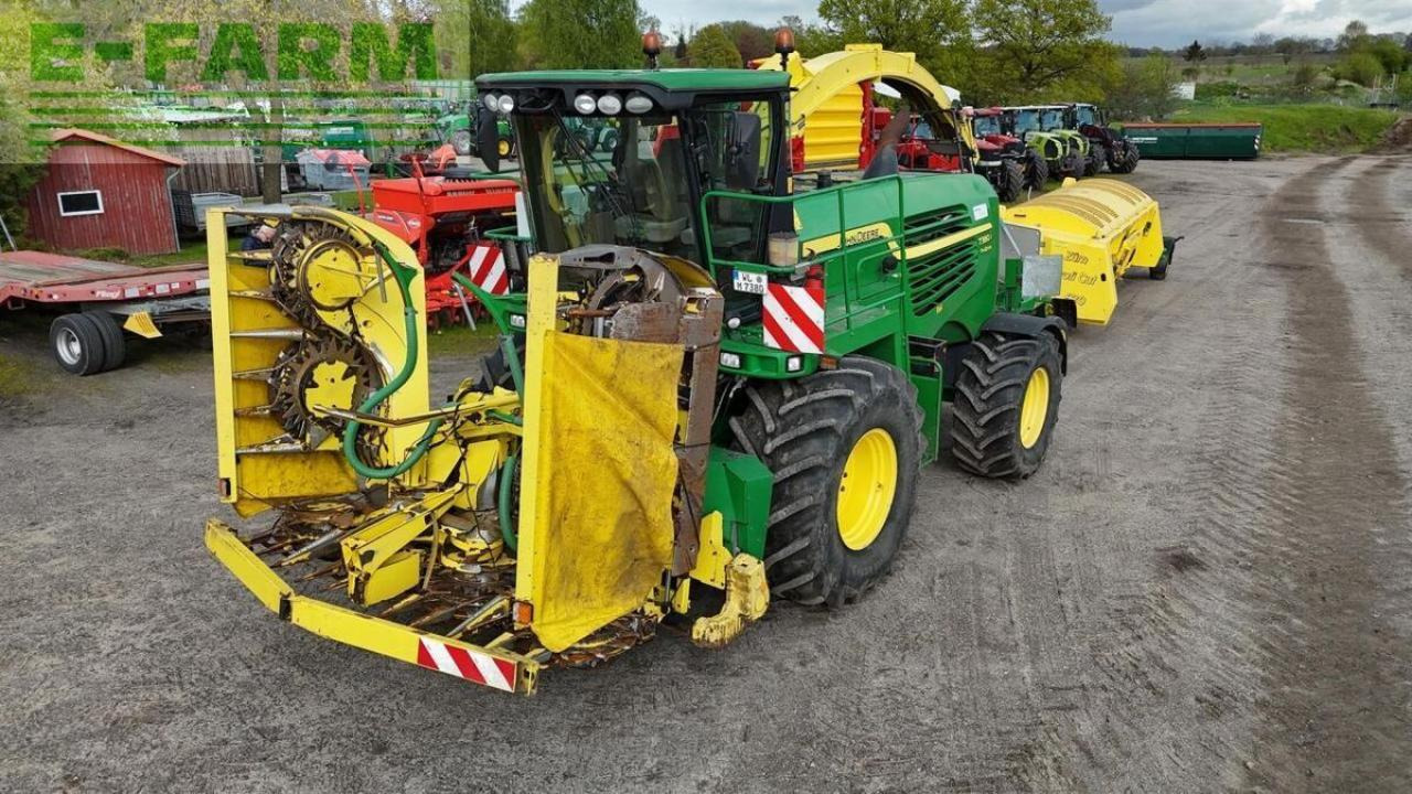 John Deere 7380i prodrive mit kemper 8rh u. pu - Силажокомбайн: снимка 3 John Deere 7380i prodrive mit kemper 8rh u. pu - Силажокомбайн: снимка 3