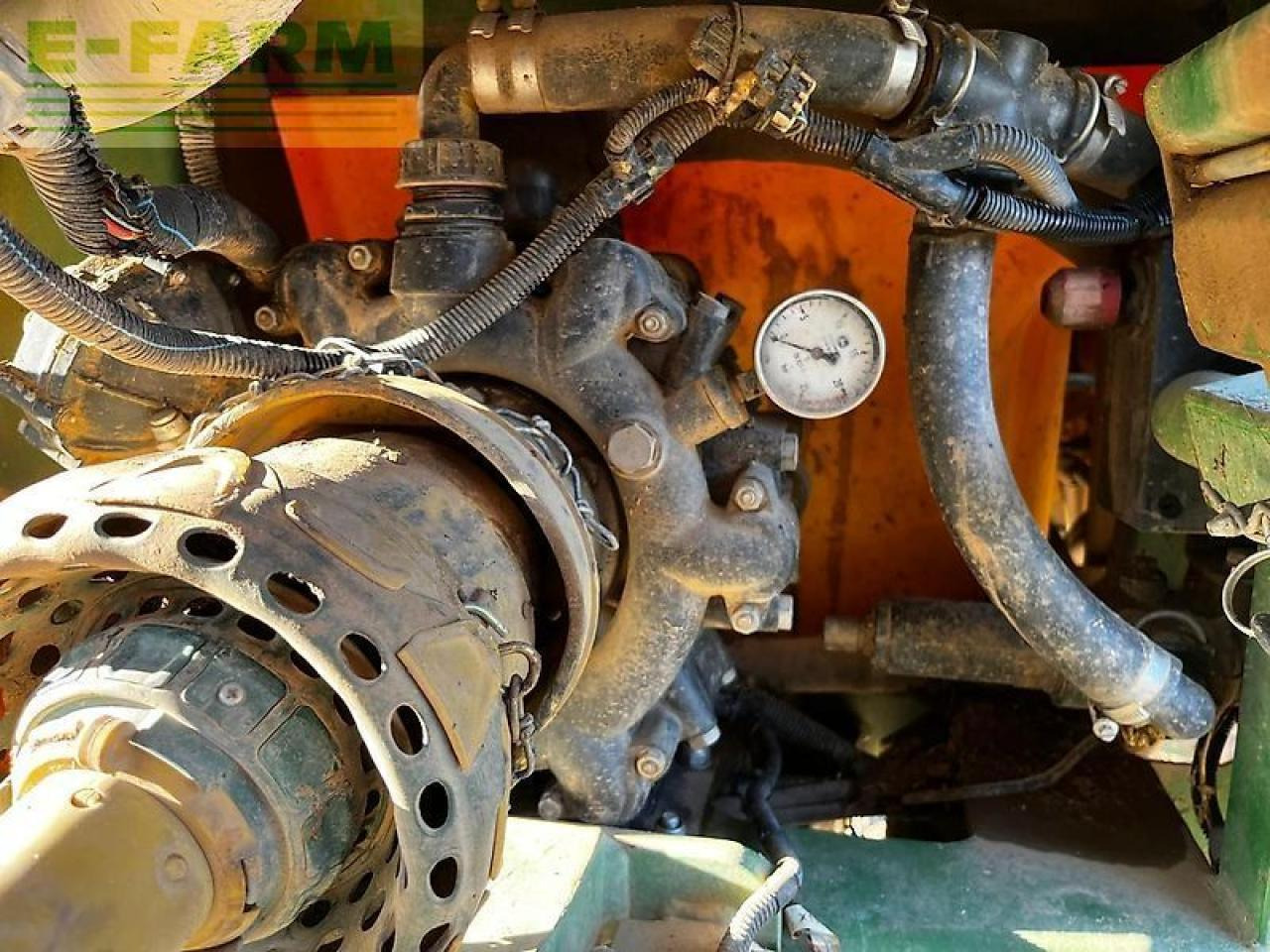 John Deere 740i - Прикачна пръскачка: снимка 2 John Deere 740i - Прикачна пръскачка: снимка 2
