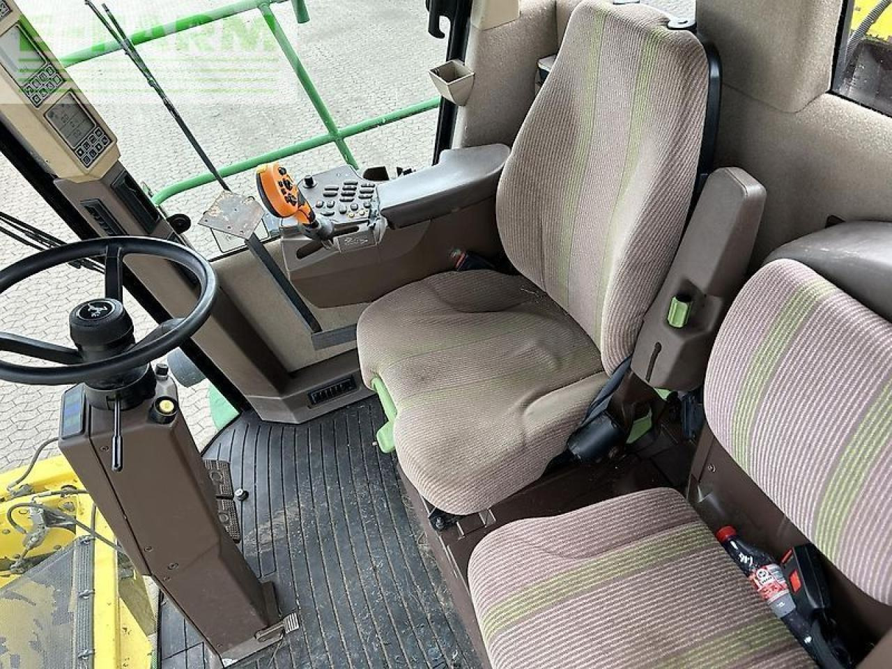 John Deere 7500 - Силажокомбайн: снимка 3 John Deere 7500 - Силажокомбайн: снимка 3
