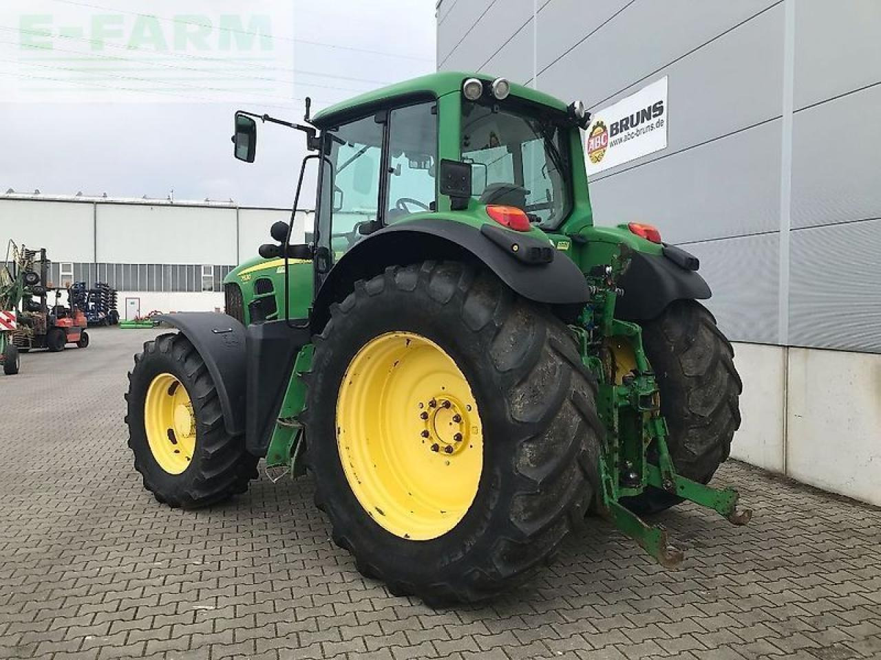 John Deere 7530 - Трактор: снимка 3 John Deere 7530 - Трактор: снимка 3