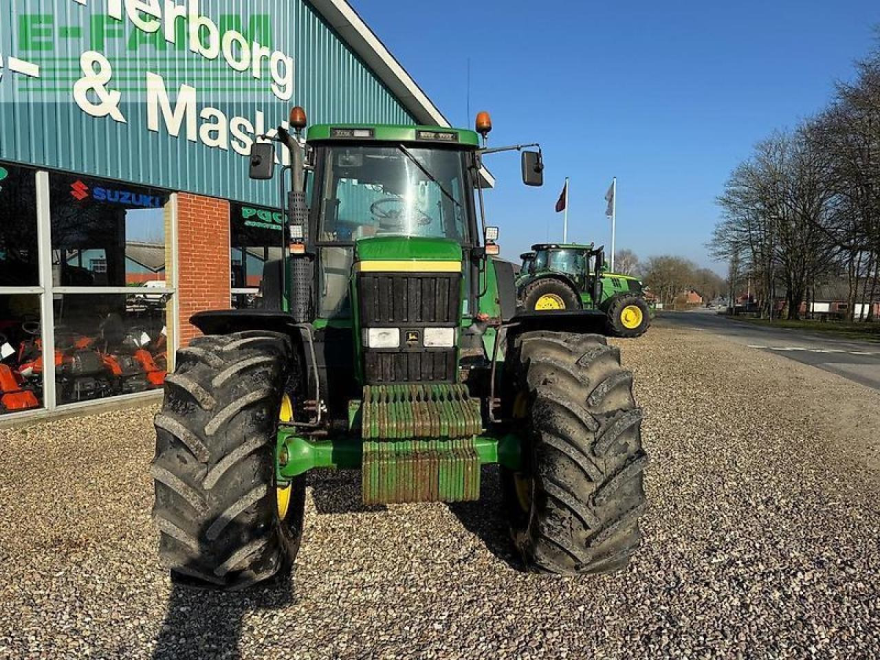 John Deere 7710 - Трактор: снимка 2 John Deere 7710 - Трактор: снимка 2