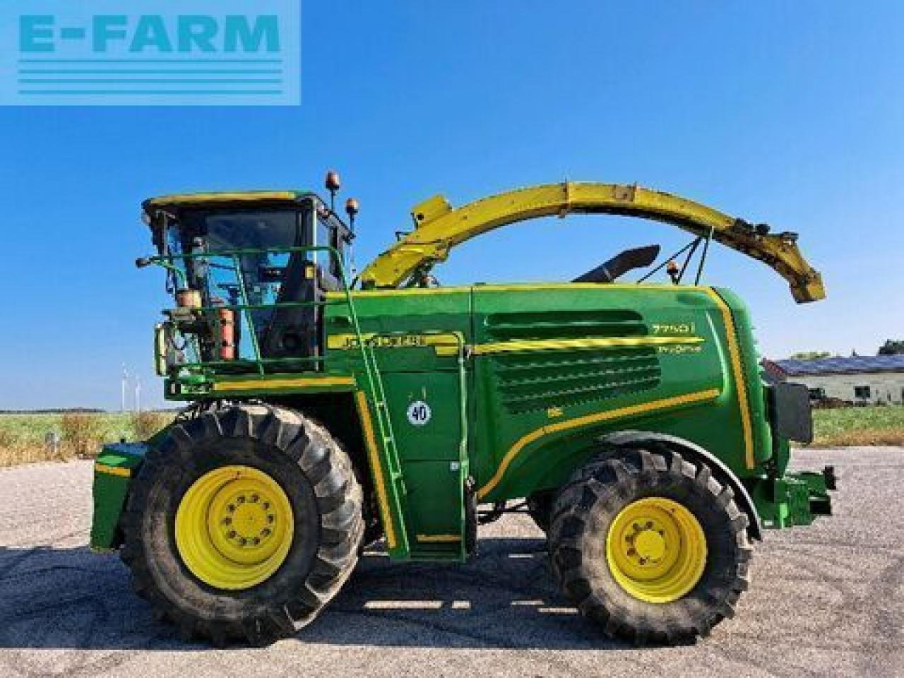 John Deere 7750 - Силажокомбайн: снимка 1 John Deere 7750 - Силажокомбайн: снимка 1