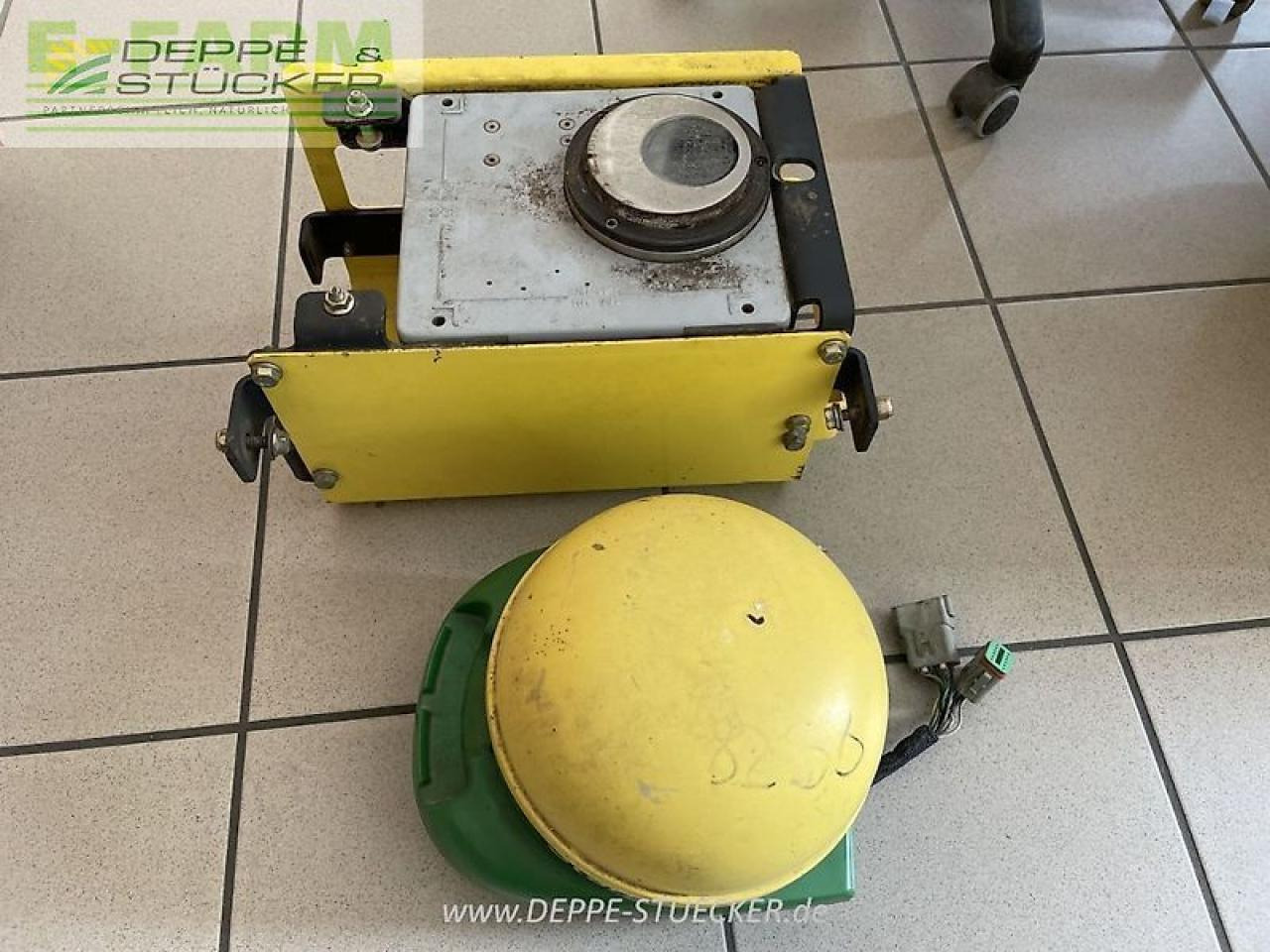 John Deere 7980i - Силажокомбайн: снимка 5 John Deere 7980i - Силажокомбайн: снимка 5