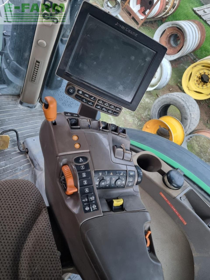 John Deere 8245 R - Трактор: снимка 2 John Deere 8245 R - Трактор: снимка 2