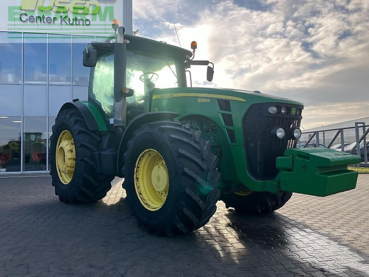 John Deere 8295r - Трактор: снимка 3 John Deere 8295r - Трактор: снимка 3