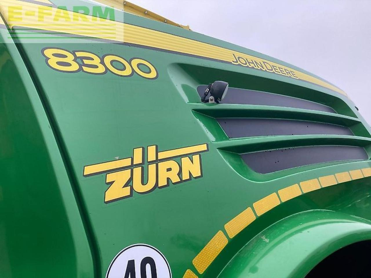John Deere 8300 - Силажокомбайн: снимка 3 John Deere 8300 - Силажокомбайн: снимка 3